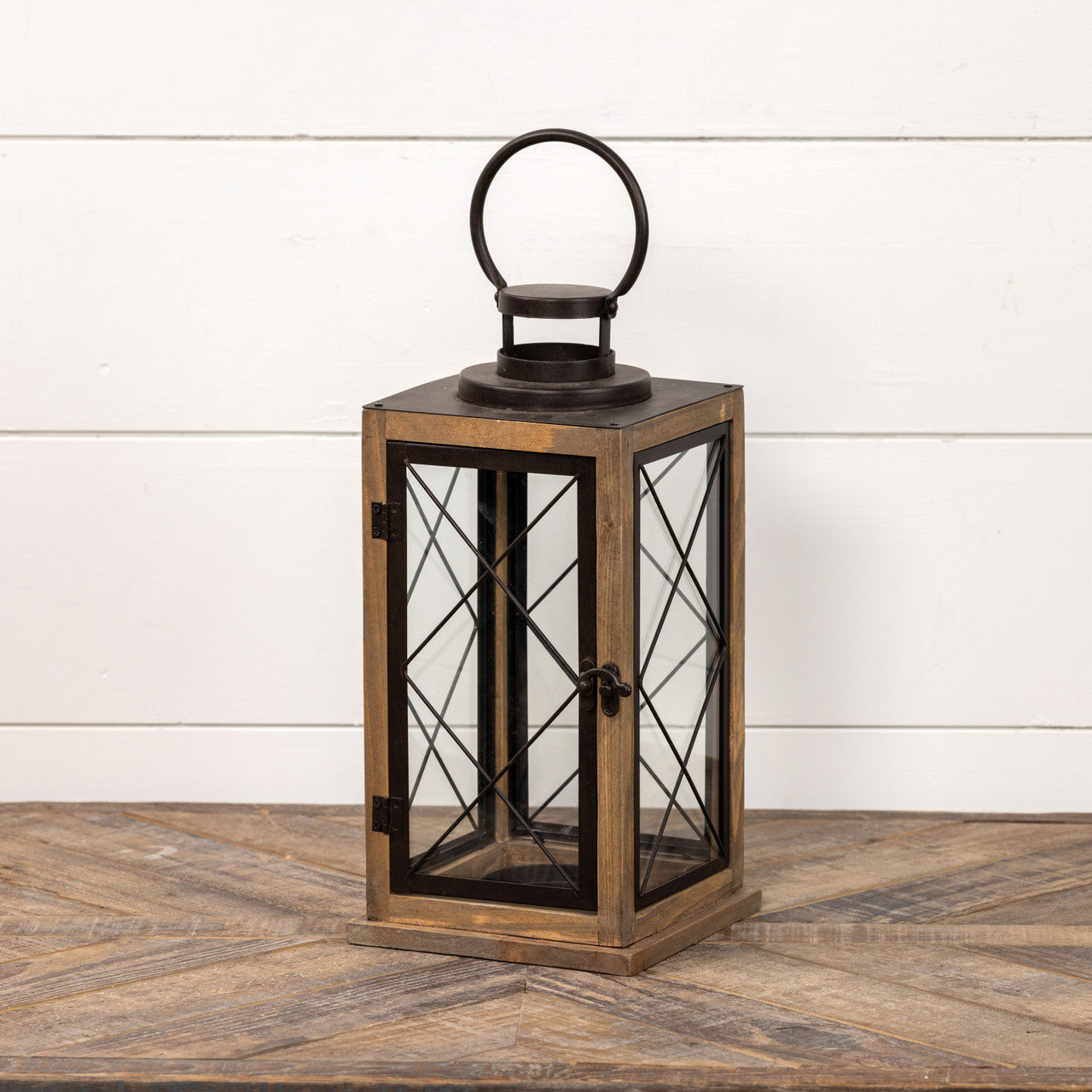 Crisscross Lantern