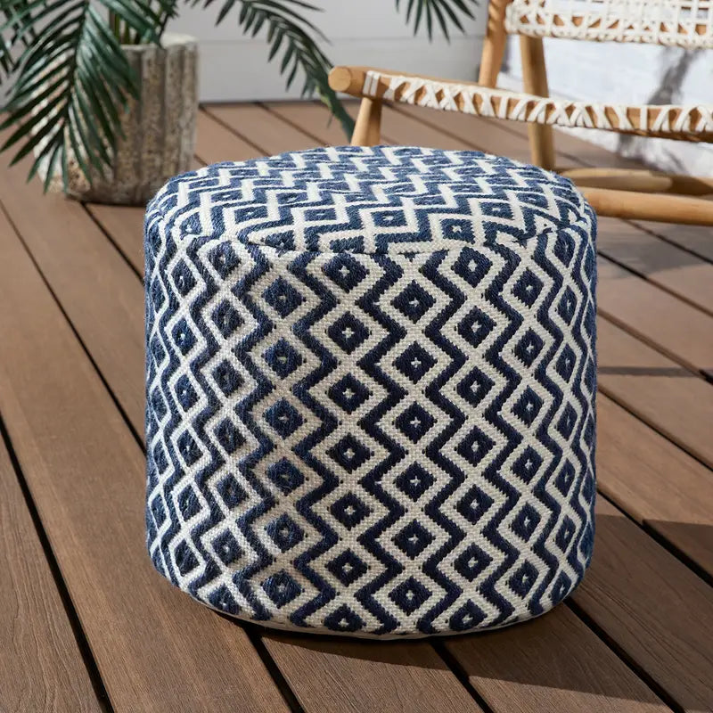 Jaipur Living Lenon Osbourne Pouf