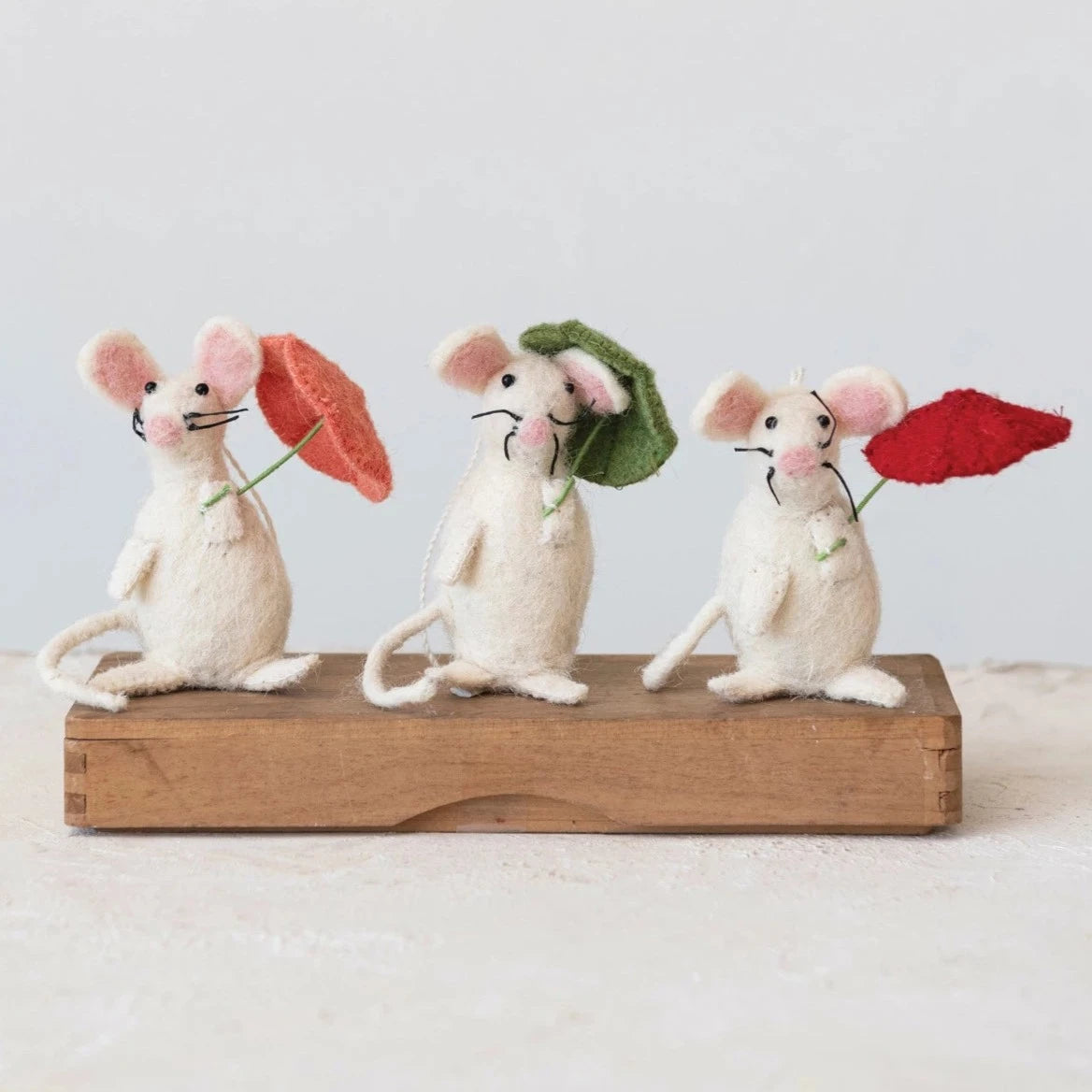 Handmade Wool Felt Mouse Ornament With Umbrella