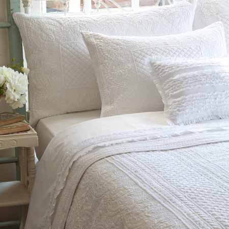 Abigail White Quilt