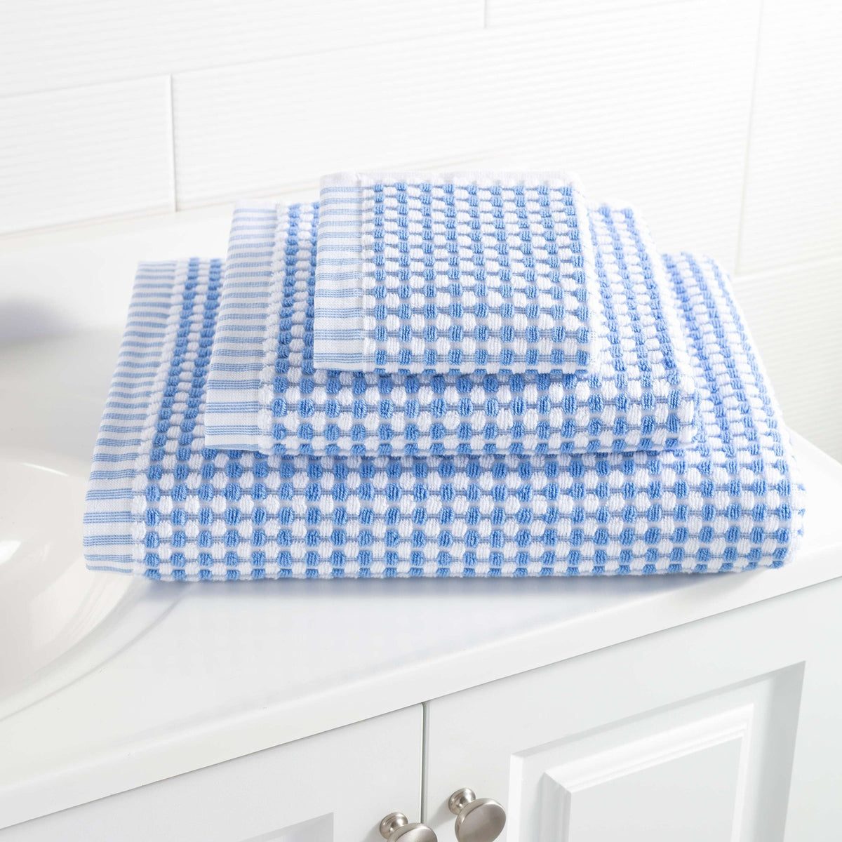 Pine Cone Hill Ceylon French Blue Towel