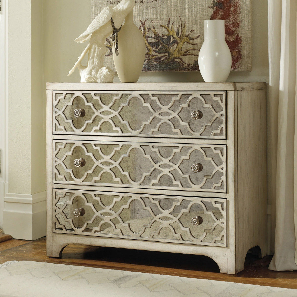 Sanctuary Fretwork Chest-Pearl Essence